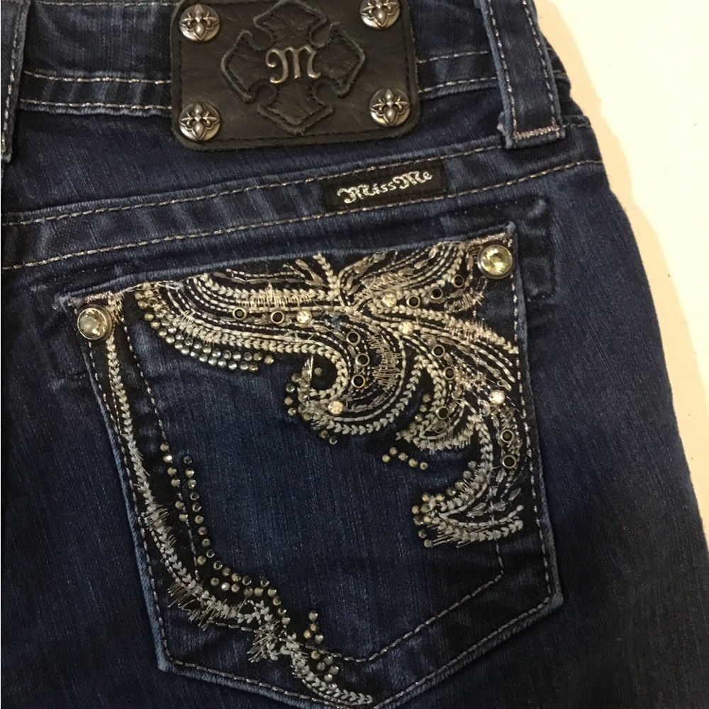 Miss Me Dark Blue Skinny Capris with Silver Embellished Pocket - Picture 8 of 11